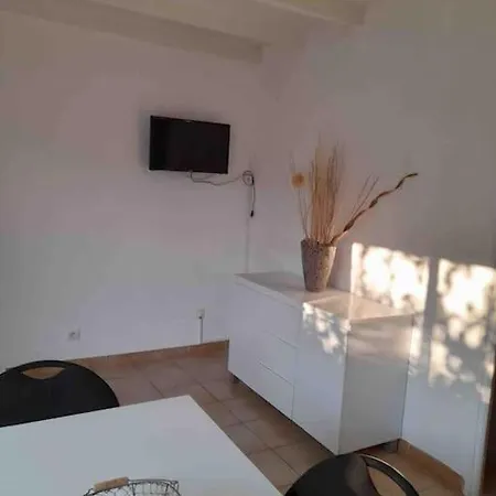De Apartment *